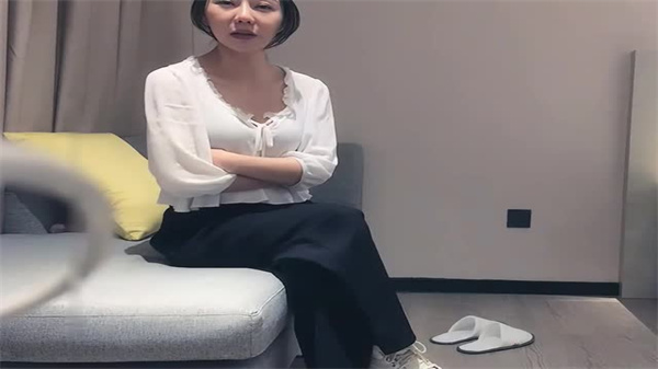 极品长发美人肤白纤细！酒店约炮激情缠绵，身材绝美欲火焚身